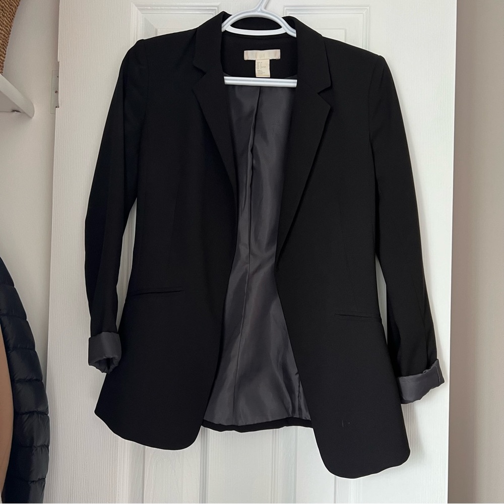 H&M Black Blazer - Picture 2 of 7